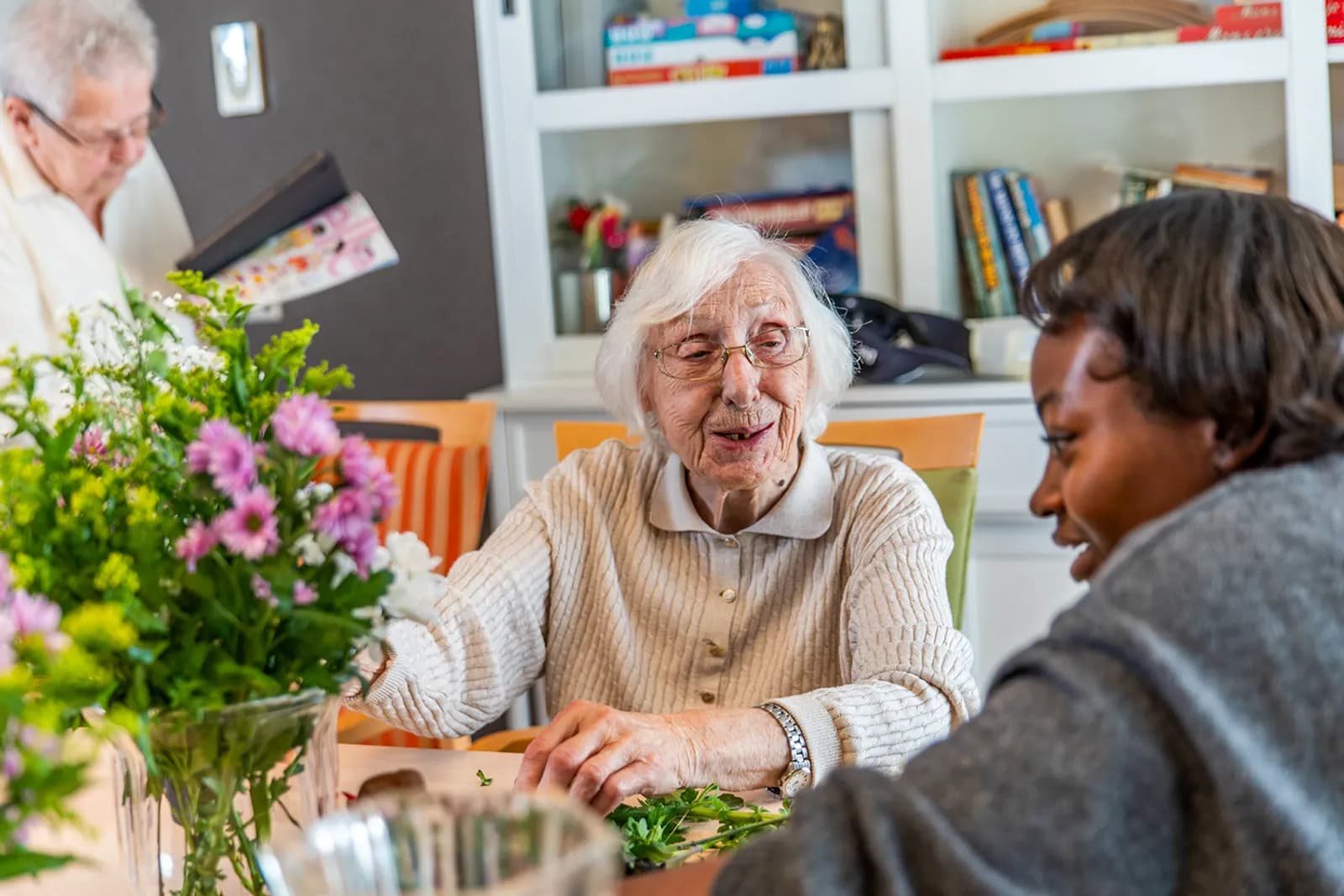 Bewoners aan tafel